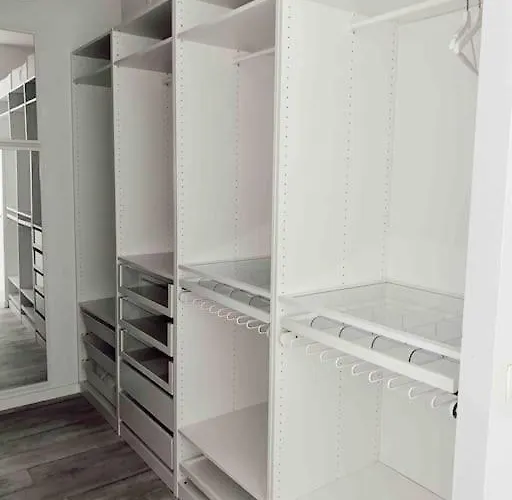 Beautiful Spacious 1 Bedroom Loft