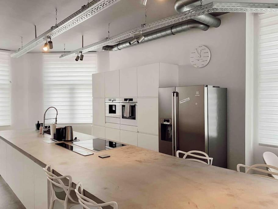 Beautiful Spacious 1 Bedroom Loft Apartment Liege